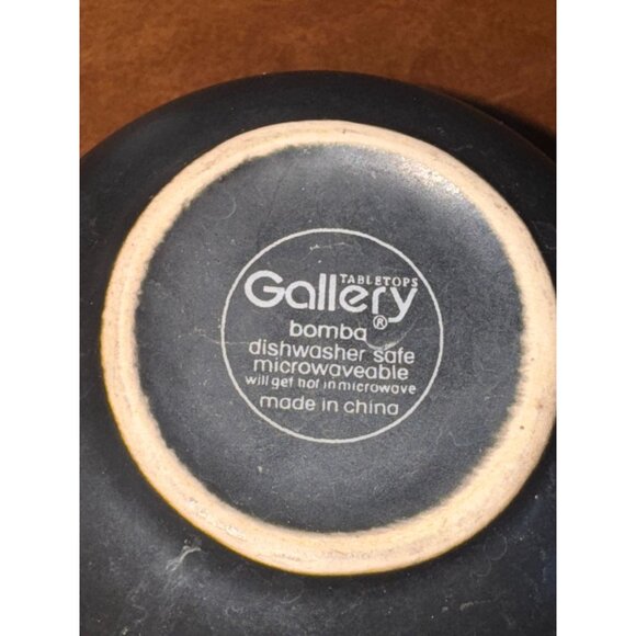 Gallery Bomba Black Ceramic Mug With Etched Design 12 Oz Dishwasher & Microwave - Picture 4 of 6